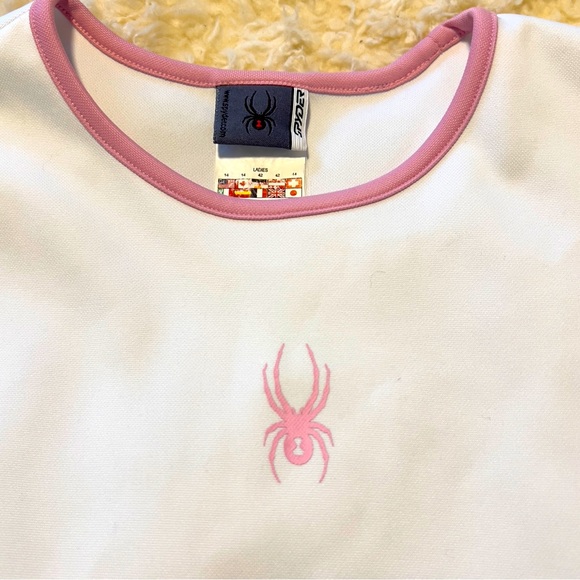 Pink Spyder woman’s ski under layer. Amazingly white. - Picture 7 of 7